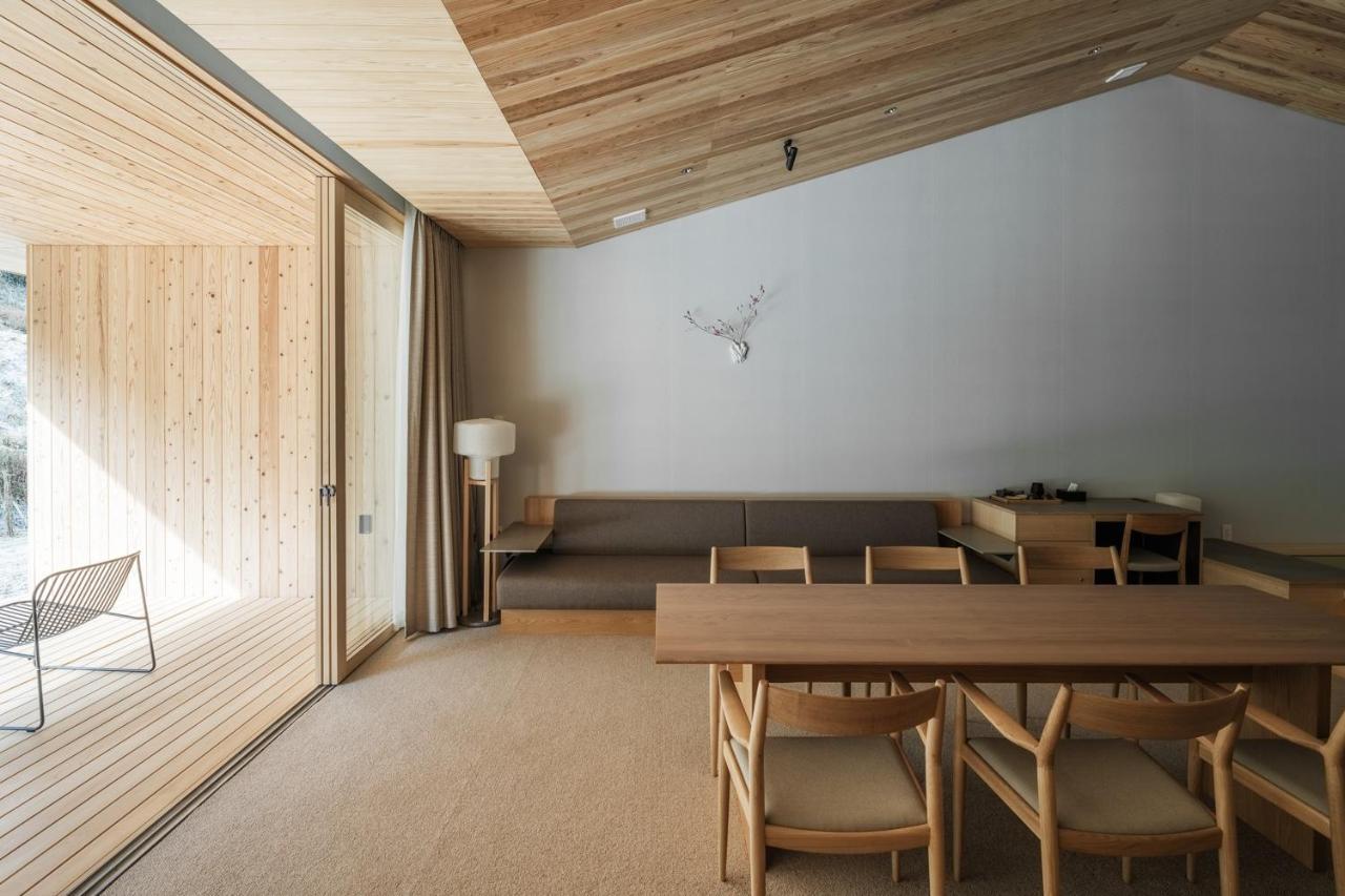 Naoshima Ryokan Roka Екстер'єр фото
