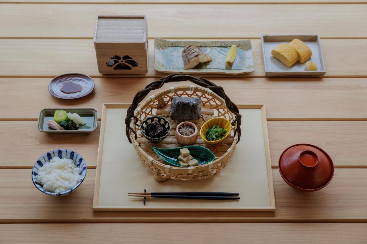Naoshima Ryokan Roka Екстер'єр фото
