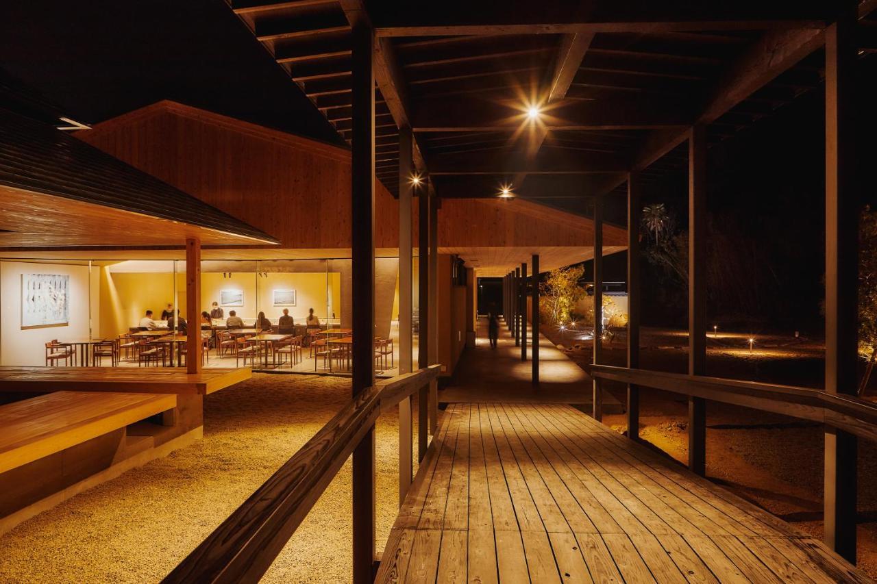 Naoshima Ryokan Roka Екстер'єр фото