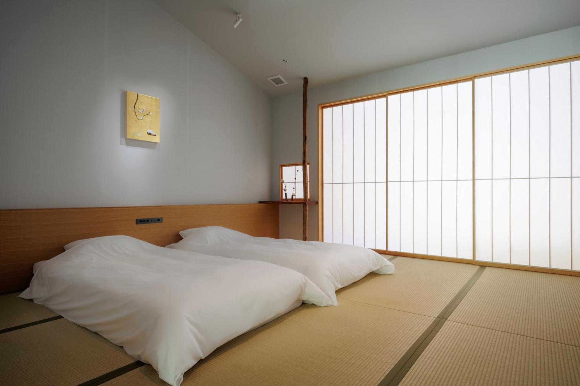 Naoshima Ryokan Roka Екстер'єр фото